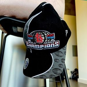 New Era St Louis Cardinals 2006 World Series champions hat, brand new
